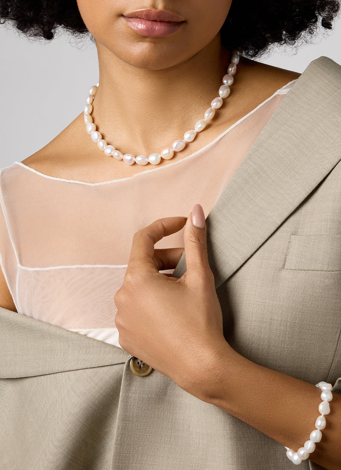 Geelgouden barok parelketting Rivièra 45 cm - Image 3